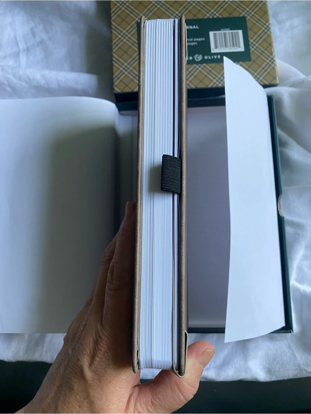 NIB Archer & Olive Forest Findings Book Reading Journal - Metallic Gold Booktok